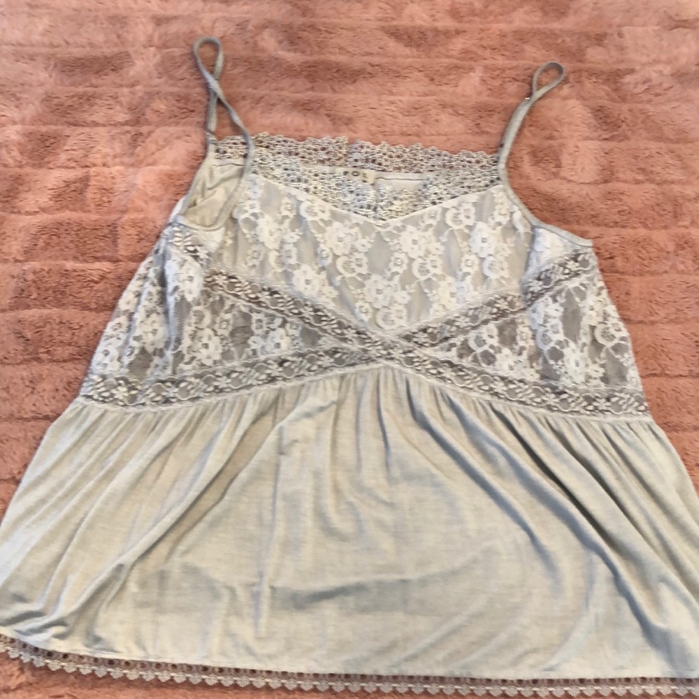 Gray Lace Tank Top💗💗💗